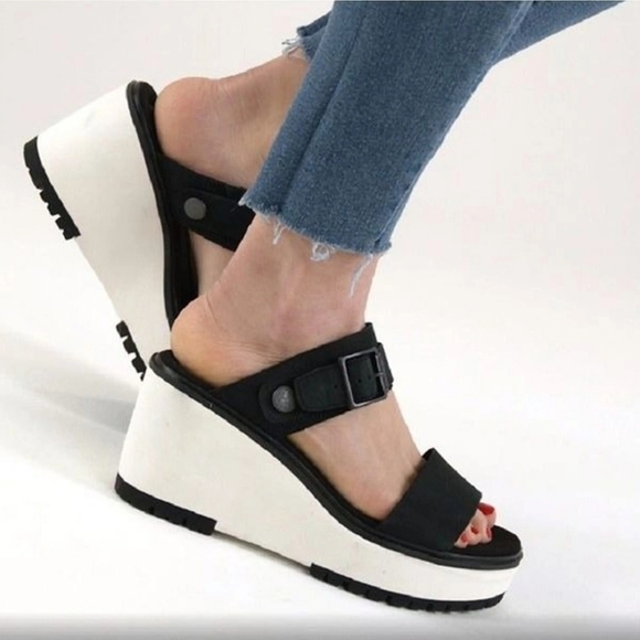 TIMBERLAND Wedge Sandals - Picture 13 of 14